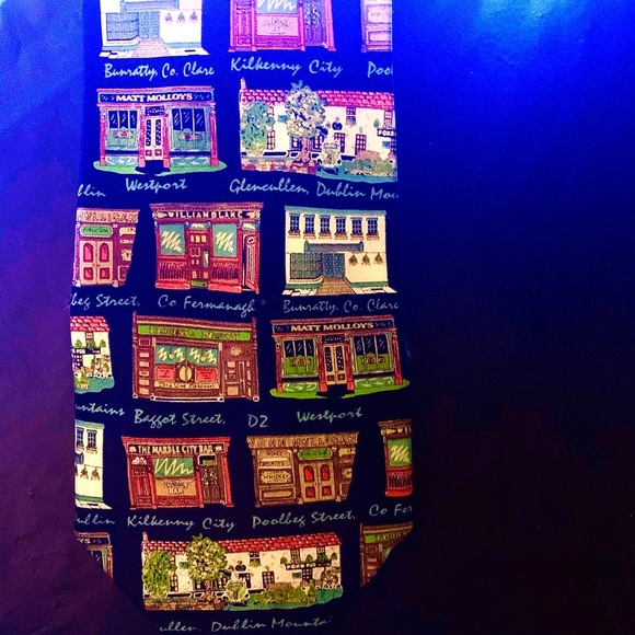 💐Men’s Pubs of Ireland Tie💐 - Picture 4 of 6